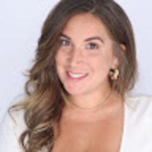 Meet your Posher, Monica